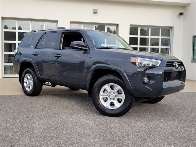 2024 Toyota 4Runner SR5 4WD photo 21