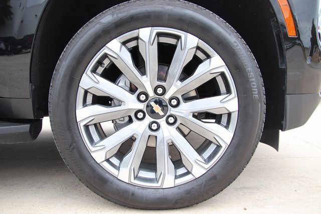 2025 Chevrolet Tahoe High Country photo 4