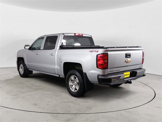 2017 Chevrolet Silverado 1500 LT photo 2