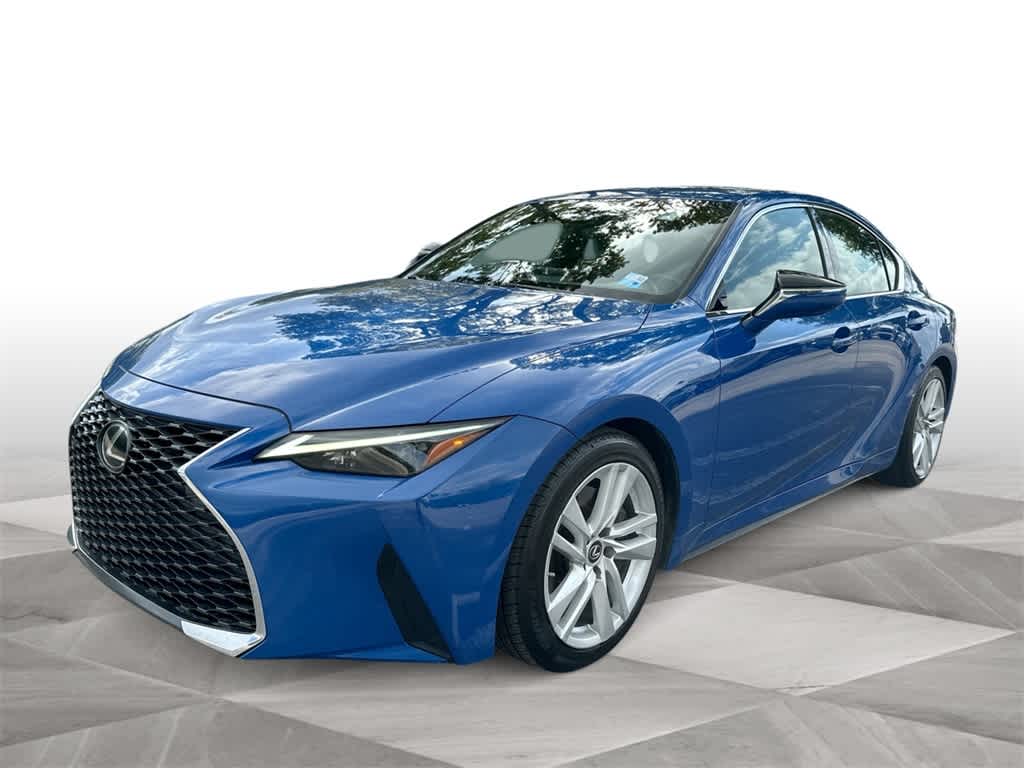 2021 Lexus IS 300's photo