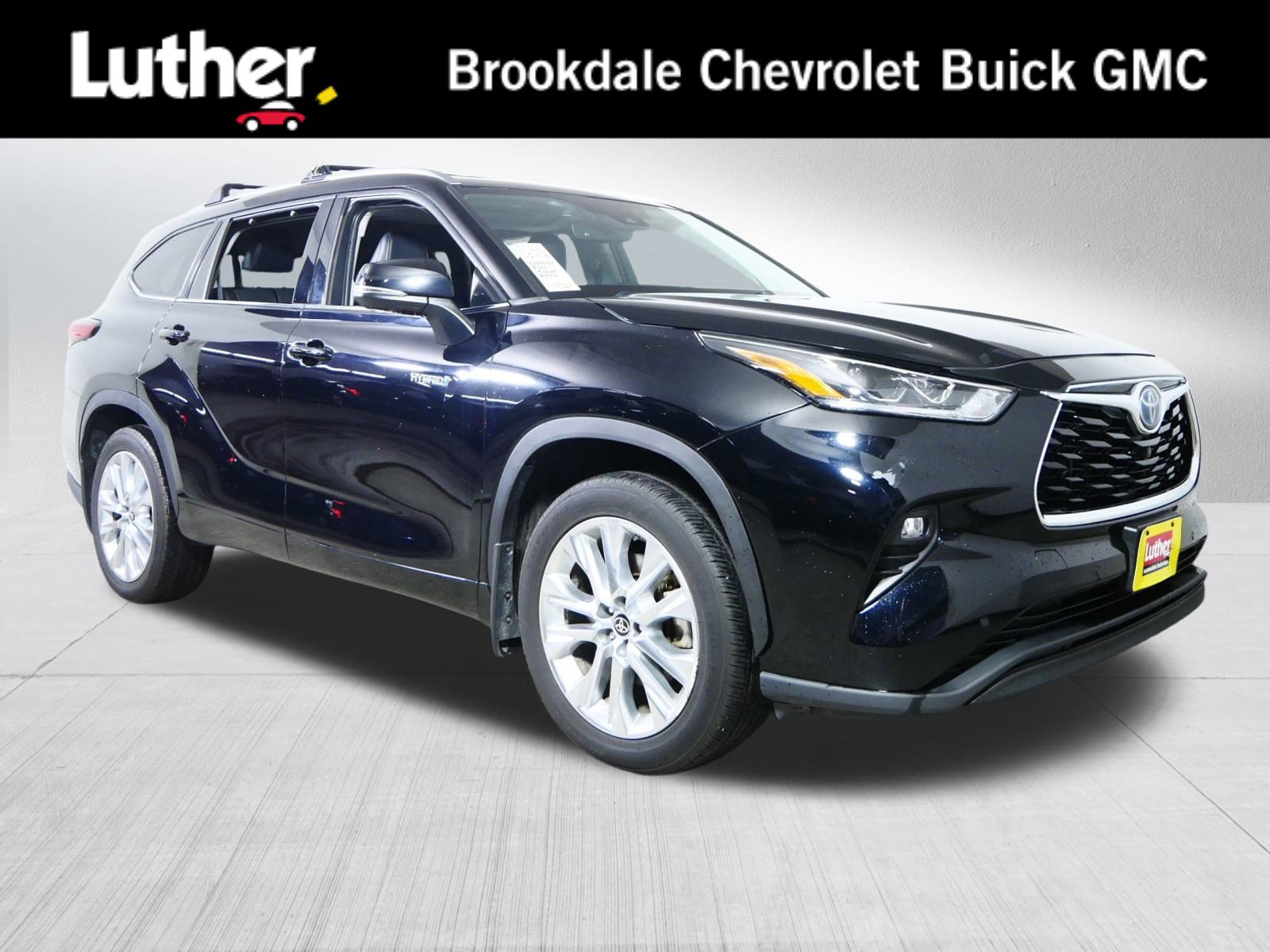 2021 Toyota Highlander Limited's photo