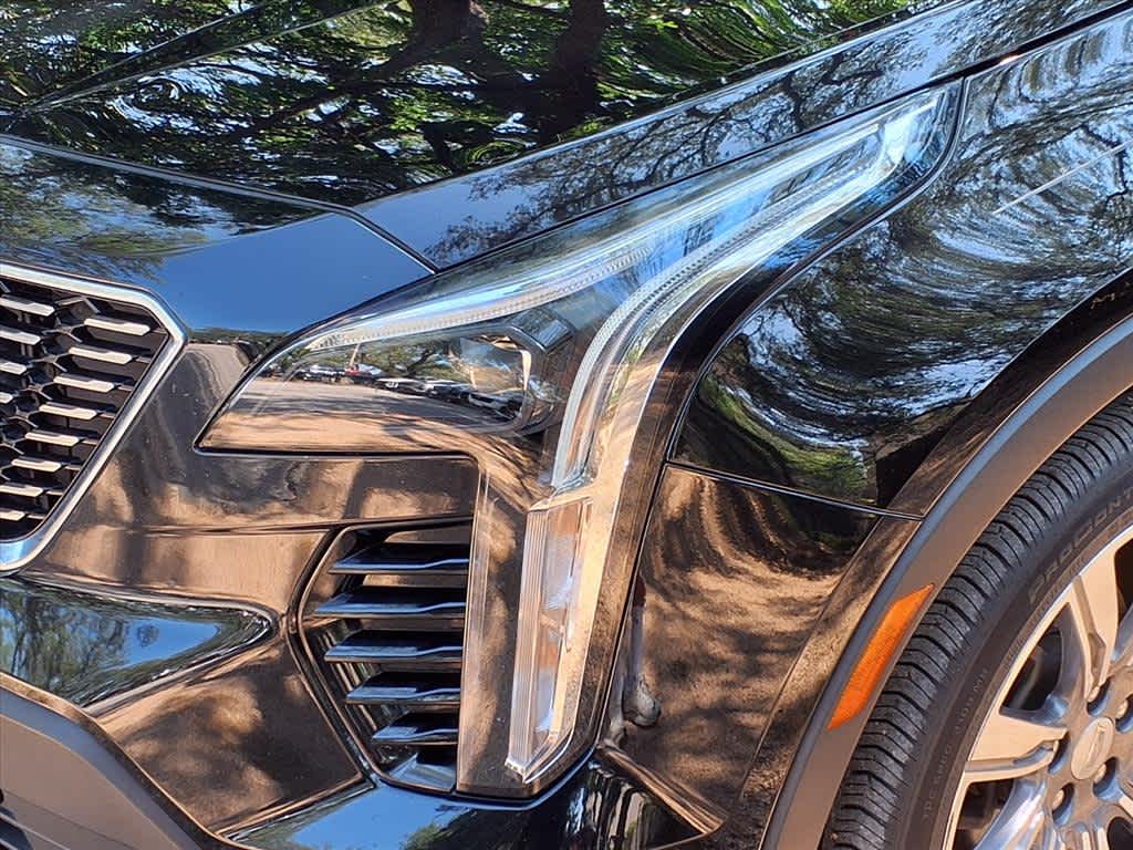 2022 Cadillac XT4 Premium Luxury photo 7