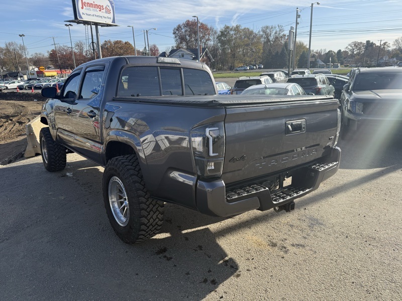 2018 Toyota Tacoma SR photo 3