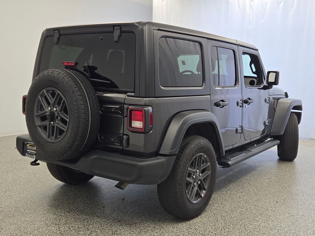 2024 Jeep Wrangler Sport S photo 12