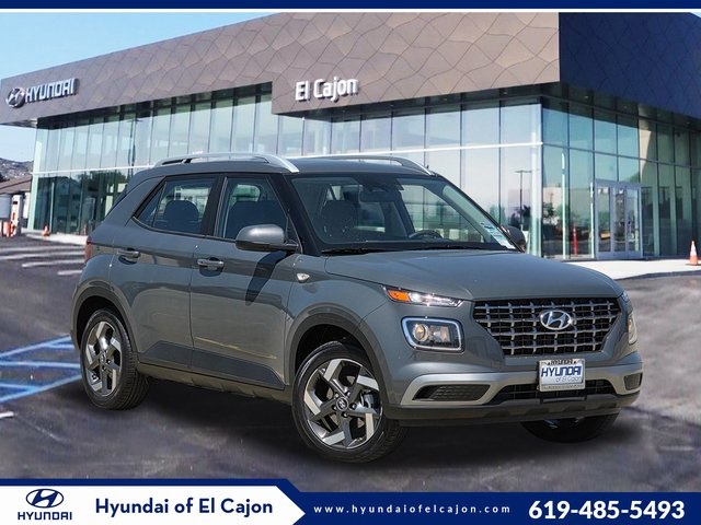 2025 Hyundai Venue SEL's photo