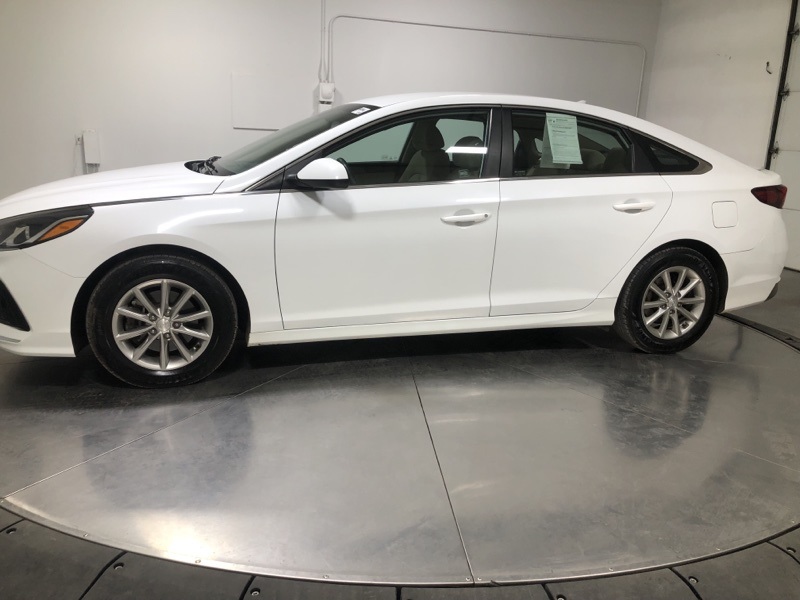 2019 Hyundai Sonata SE photo 4