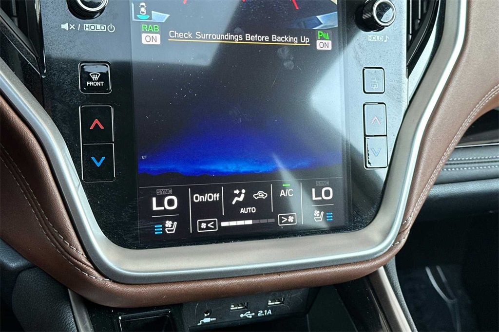 2022 Subaru Outback Touring XT photo 23
