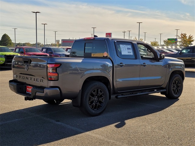 2026 Nissan Frontier Crew Cab SV photo 3