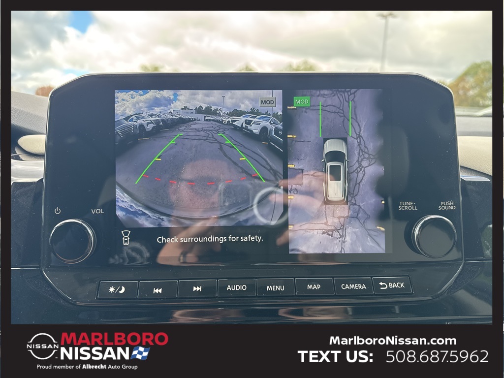 2025 Nissan Pathfinder SL photo 26