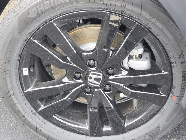 2026 Honda HR-V Sport photo 3
