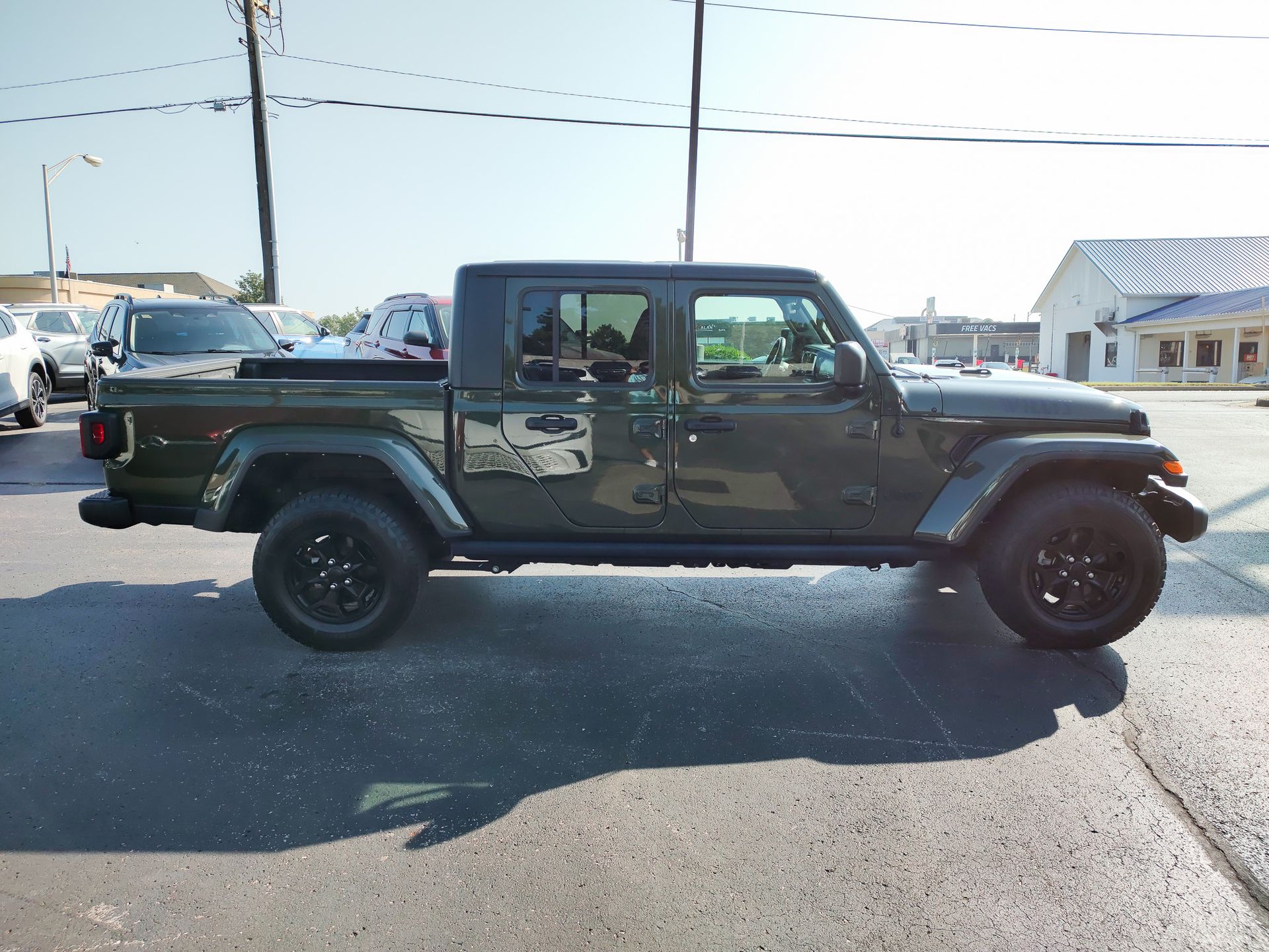 2022 Jeep Gladiator Willys photo 9