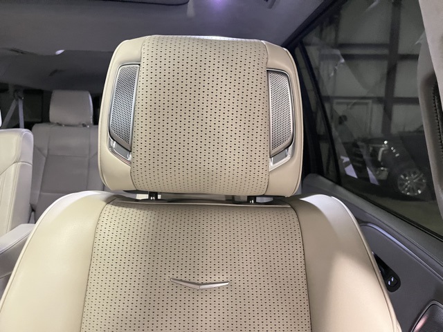 2022 Cadillac Escalade ESV Sport Platinum photo 15