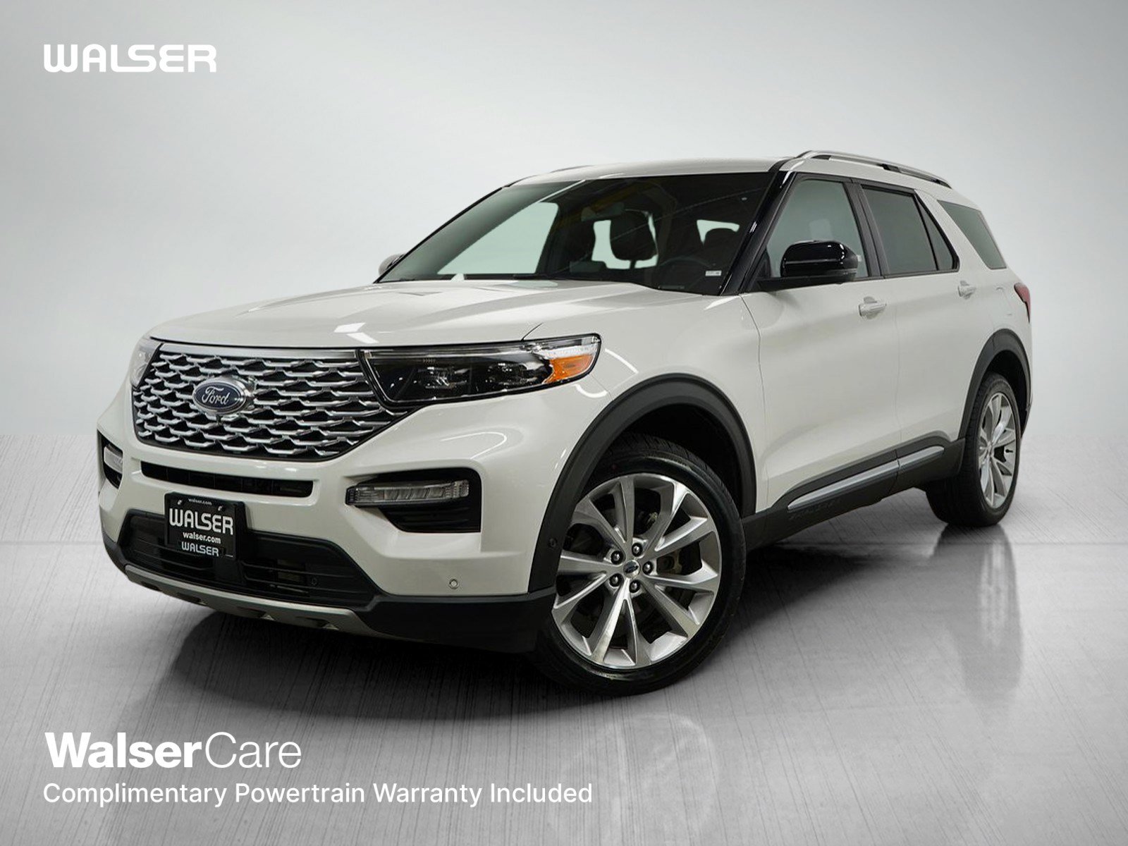 2022 Ford Explorer Platinum's photo