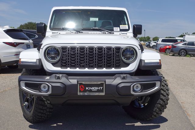2025 Jeep Gladiator Sport photo 2