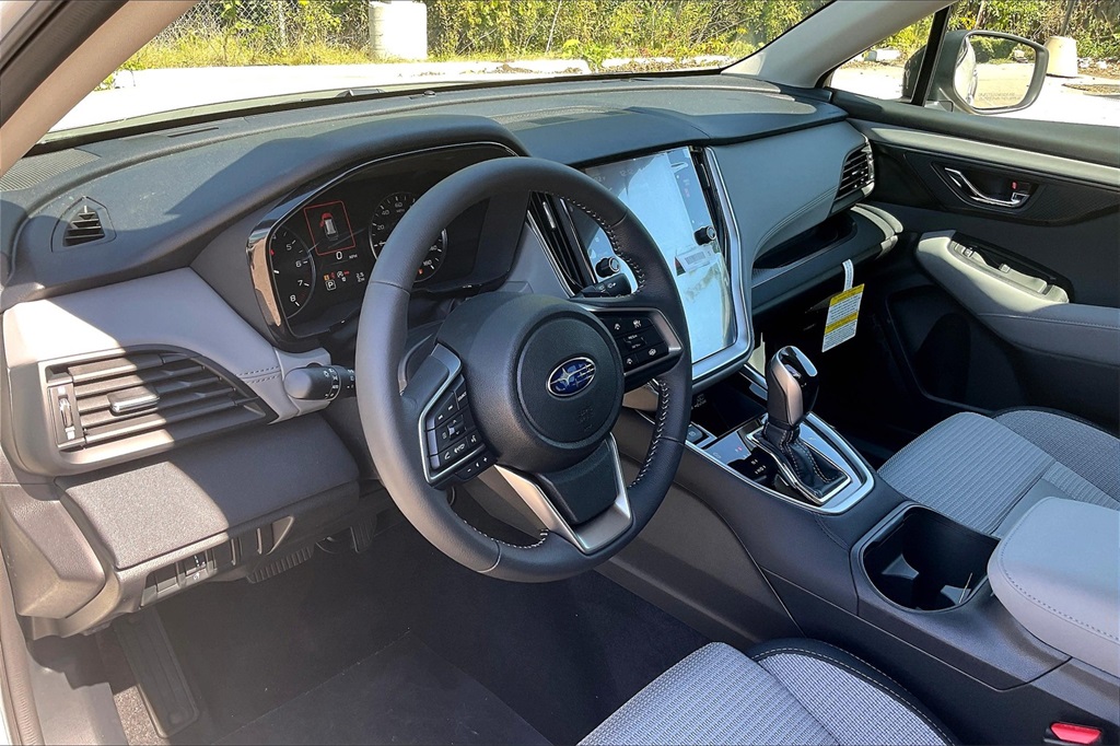 2025 Subaru Outback Premium photo 7