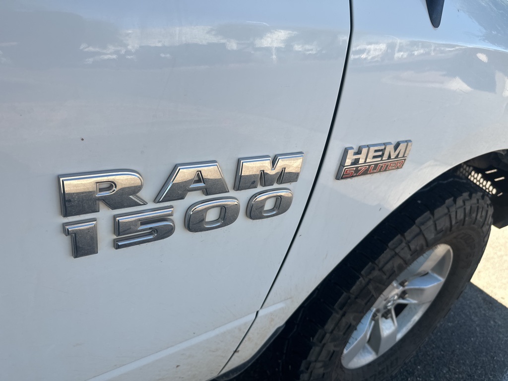 2017 Ram 1500 Express photo 11