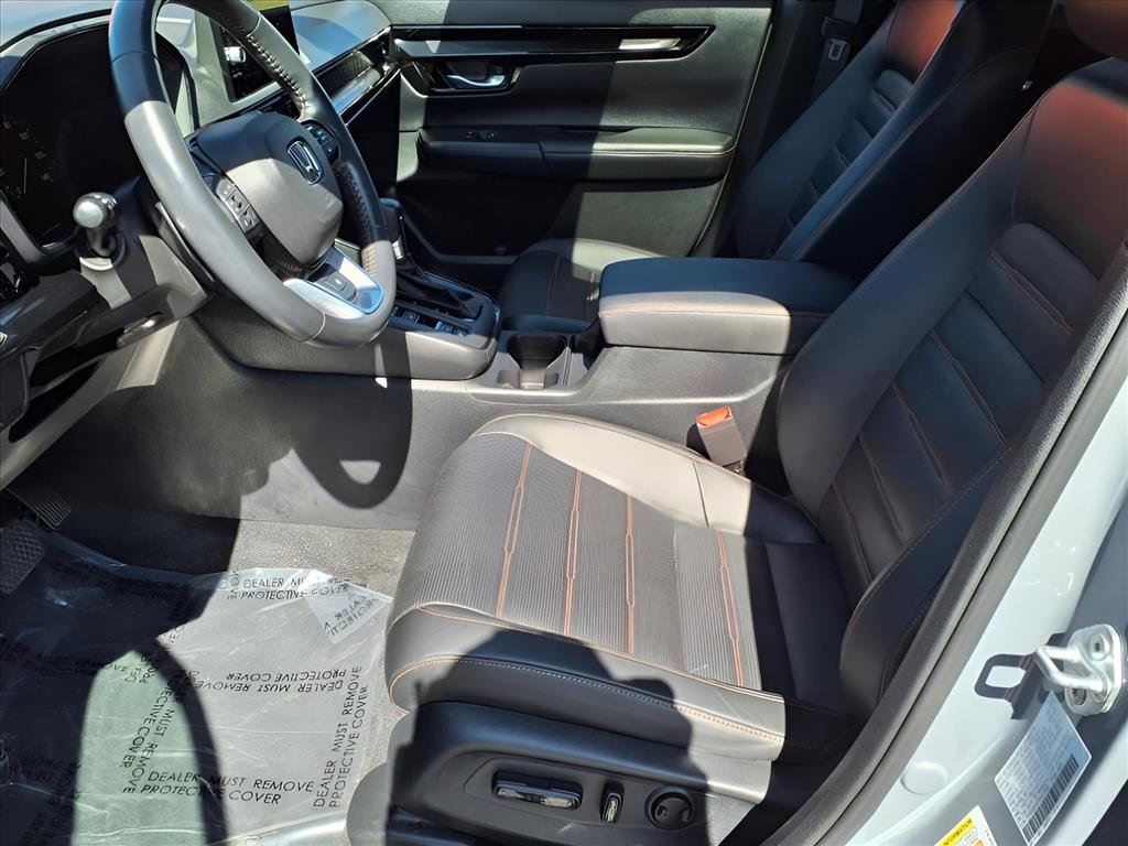 2023 Honda CR-V Hybrid Sport Touring photo 17