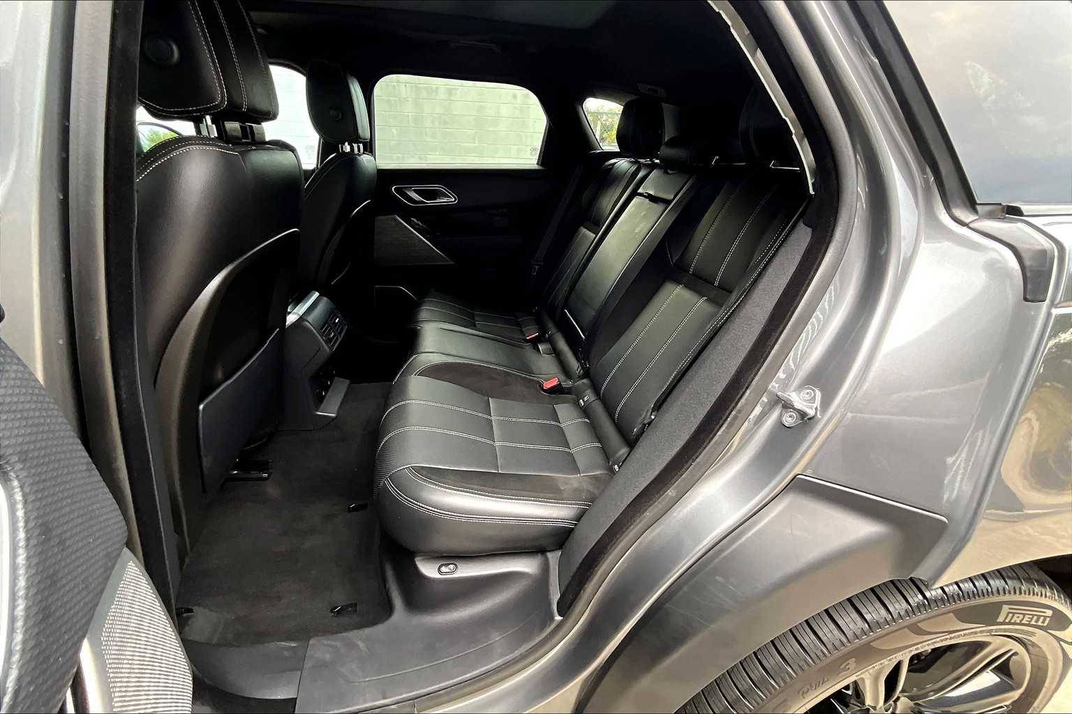 2018 Land Rover Range Rover Velar R-Dynamic SE photo 19