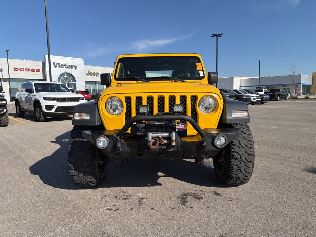 Used 2018 Jeep All-New Wrangler Sport S with VIN 1C4GJXAN4JW297836 for sale in Kansas City