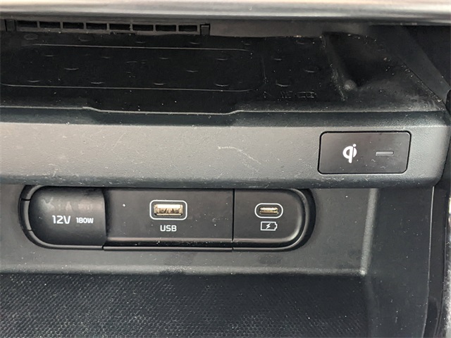 2024 Kia Seltos EX photo 22