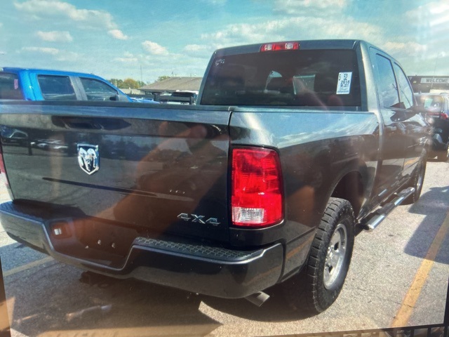 2018 Ram 1500 Tradesman photo 2