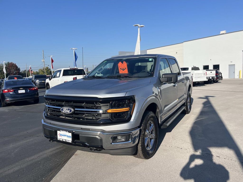 2024 Ford F-150 XLT photo 3