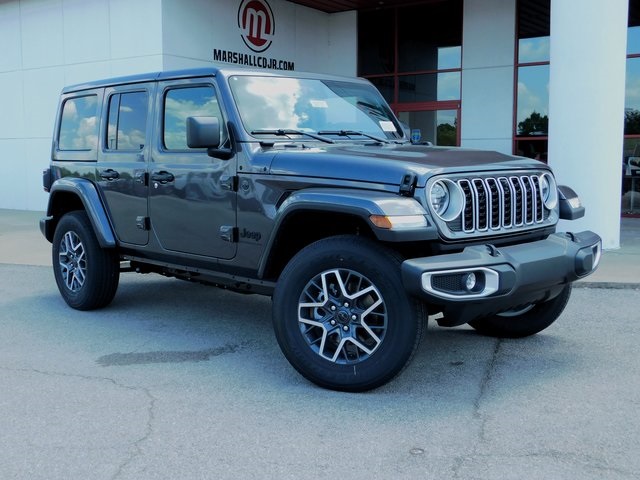 2025 Jeep Wrangler Sahara photo 2