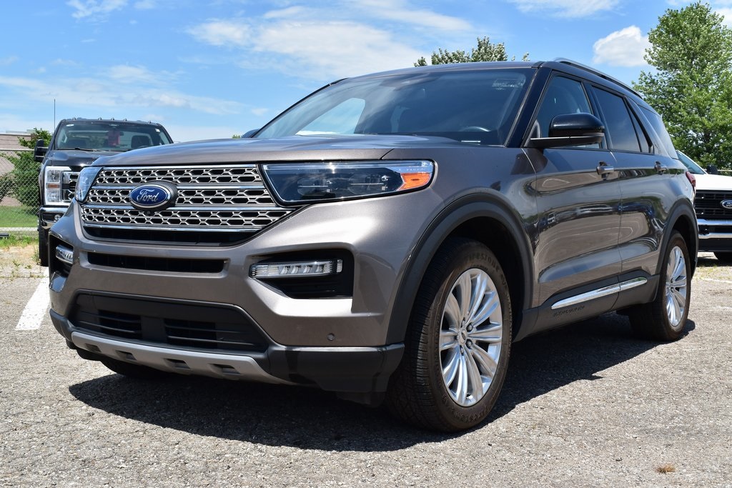Used 2021 Ford Explorer Limited with VIN 1FMSK8FH3MGB98273 for sale in Kansas City