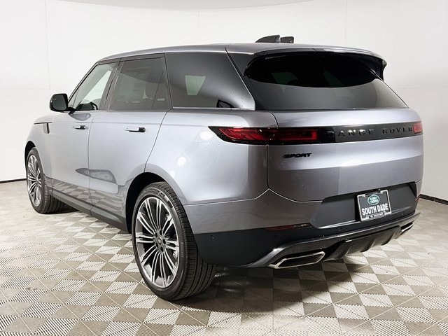 2025 Land Rover Range Rover Sport SE photo 3