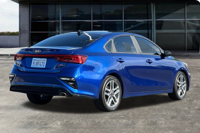 2019 Kia Forte S photo 2