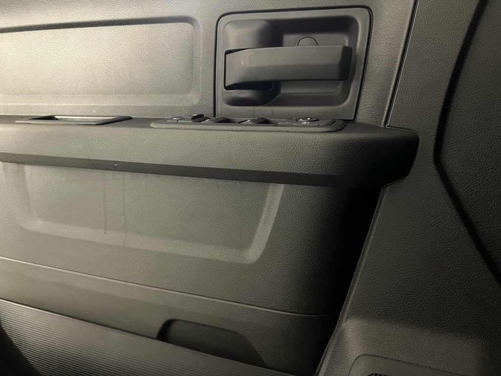 2025 Ram 2500 Tradesman photo 14