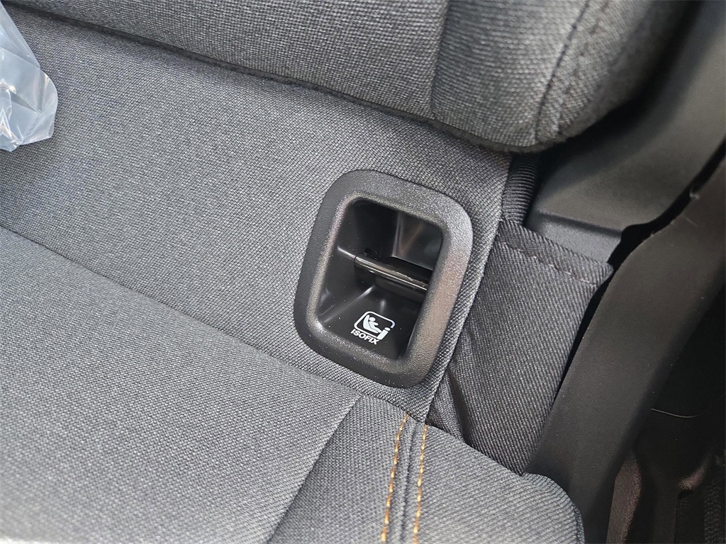 2025 Jeep Gladiator Sport S photo 32