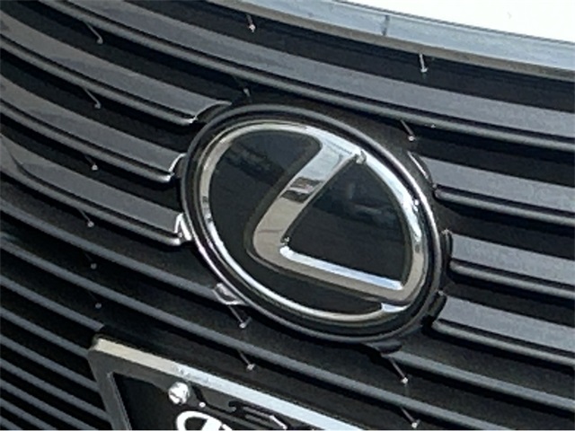 2017 Lexus ES 350 Luxury photo 35