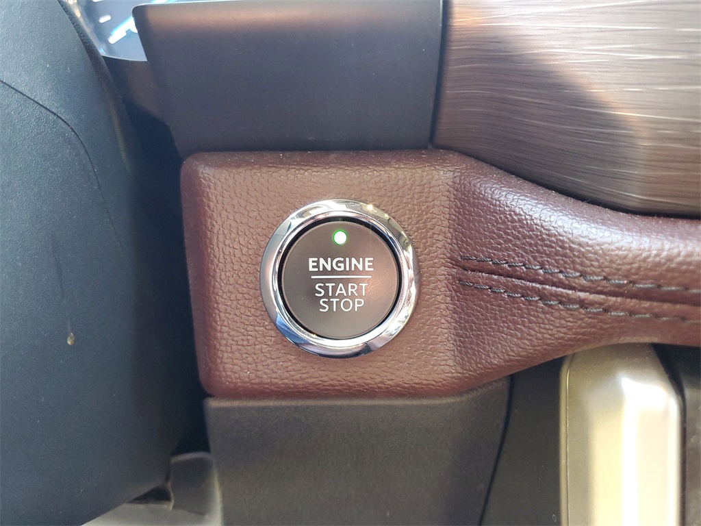 2024 Ford Expedition Limited photo 26