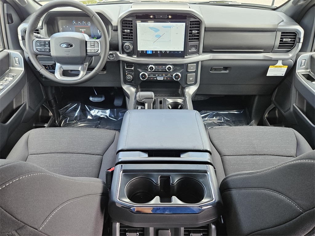 2025 Ford F-150 XLT photo 33