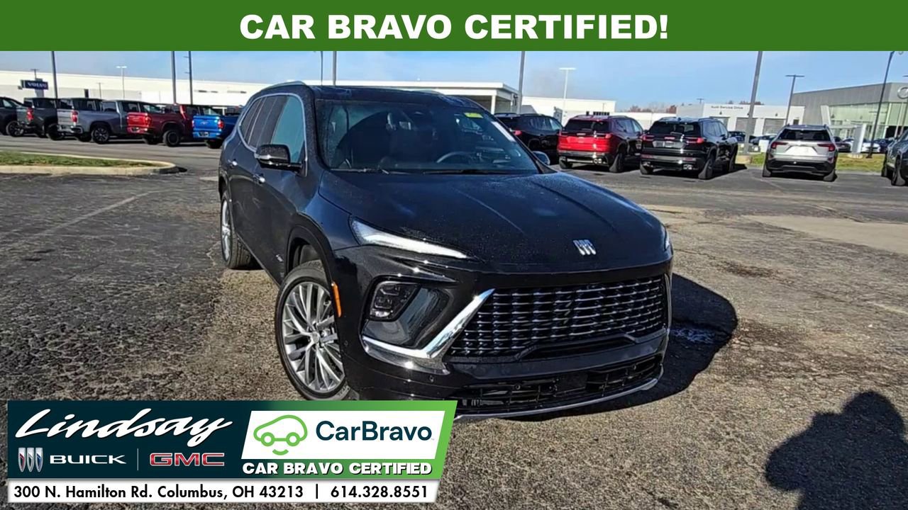 2025 Buick Enclave Avenir photo 2