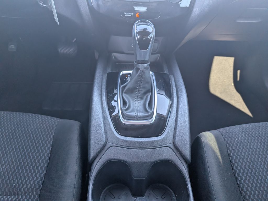 2021 Nissan Rogue Sport S photo 20