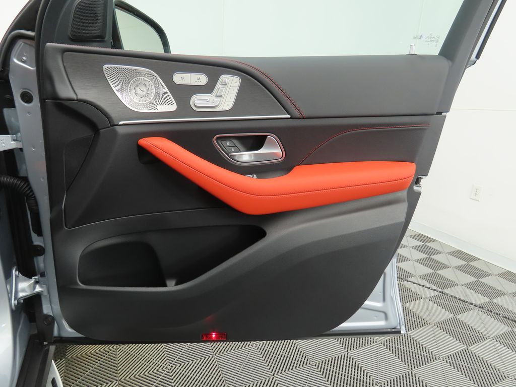 2026 Mercedes Benz GLE 53 AMG 4MATIC photo 26