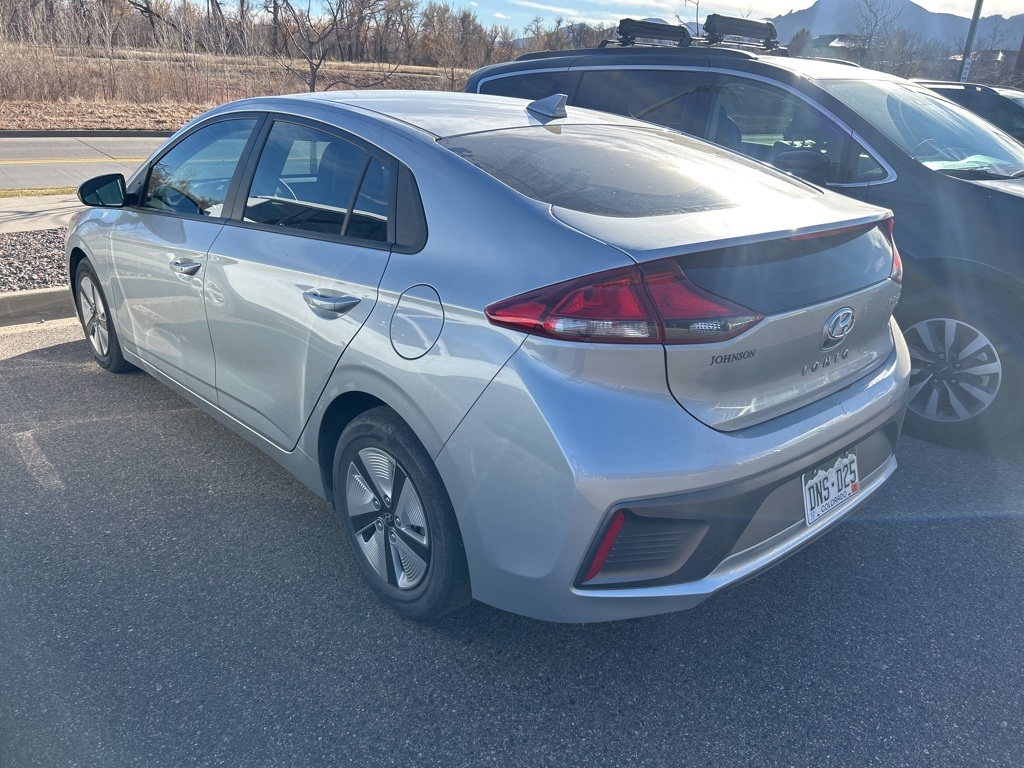 2022 Hyundai Ioniq Blue photo 2