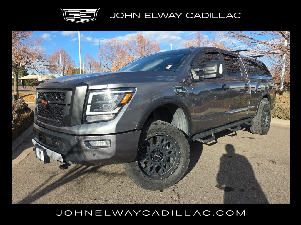 2021 Nissan Titan XD Pro-4X's photo