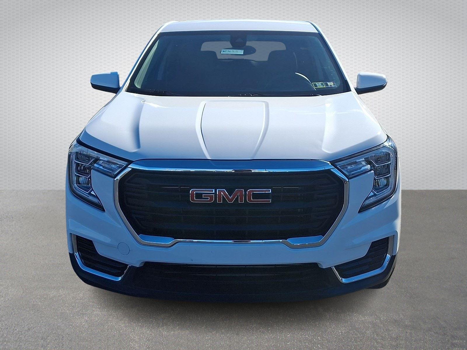 2024 Gmc Terrain SLE photo 2
