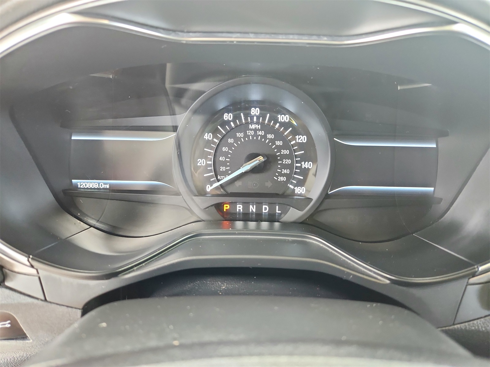 2020 Ford Fusion SE photo 21