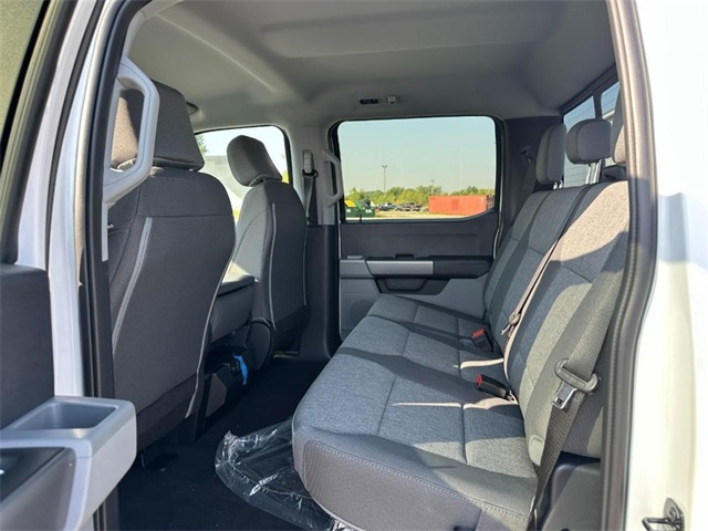 2026 Ford F-250 XL photo 4