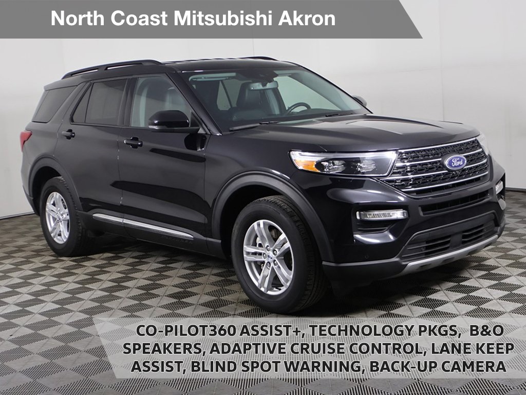 2023 Ford Explorer XLT's photo