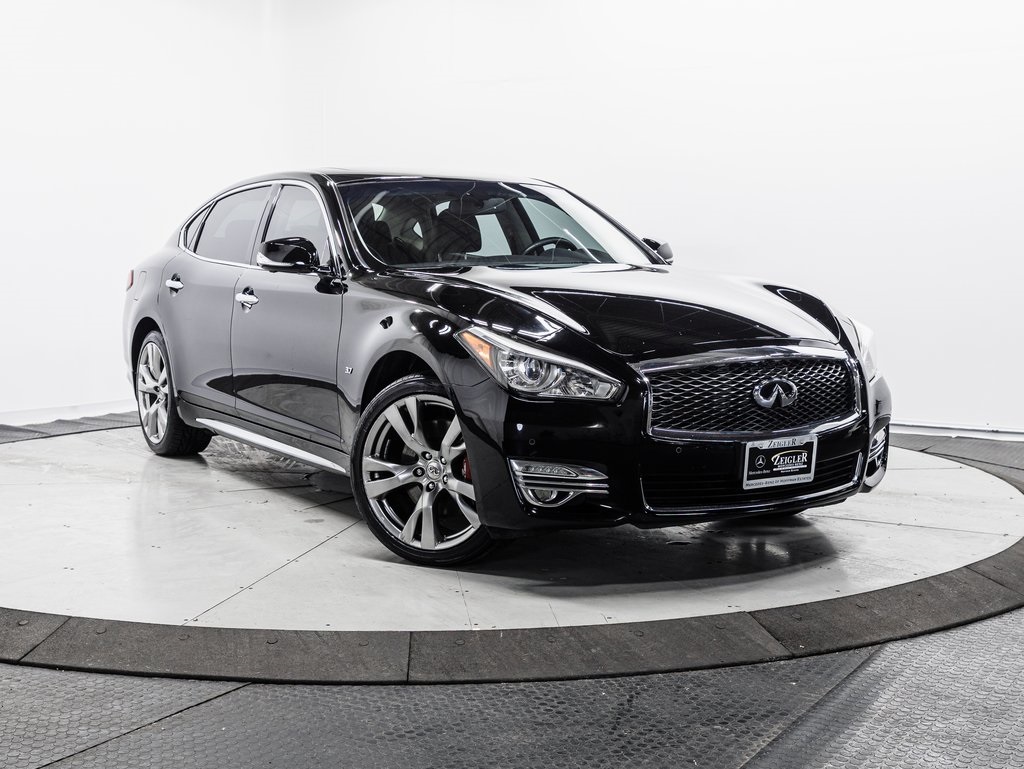 2016 INFINITI Q70L 3.7