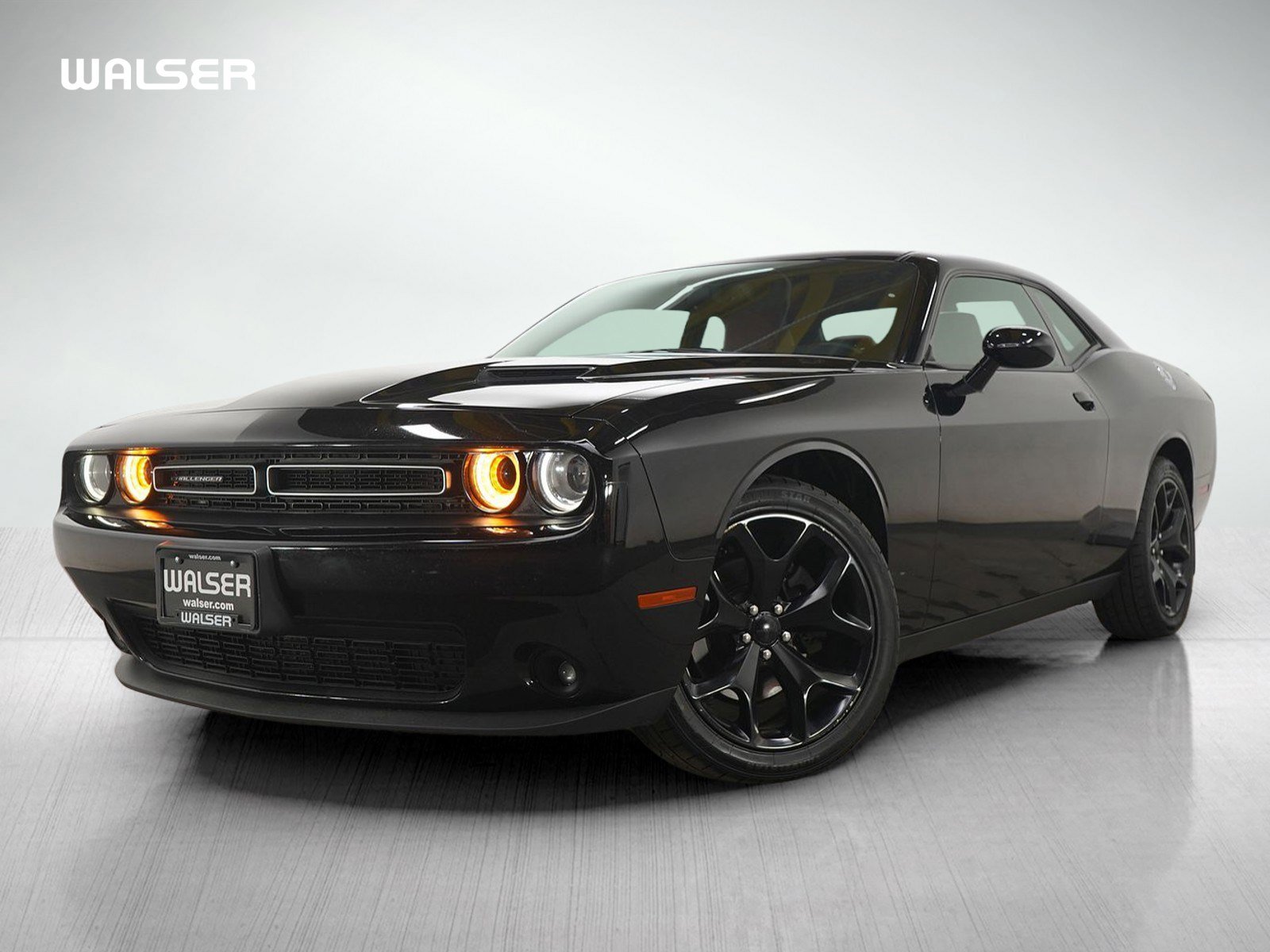 2015 Dodge Challenger SXT