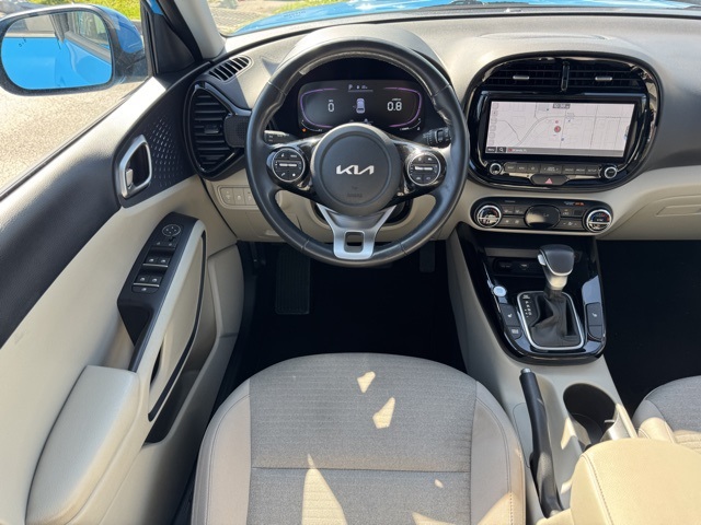2023 Kia Soul EX photo 13