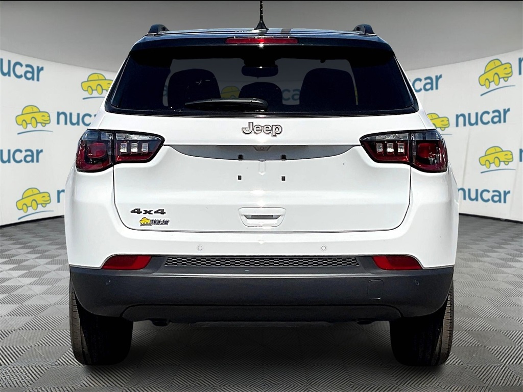 2025 Jeep Compass Limited photo 4