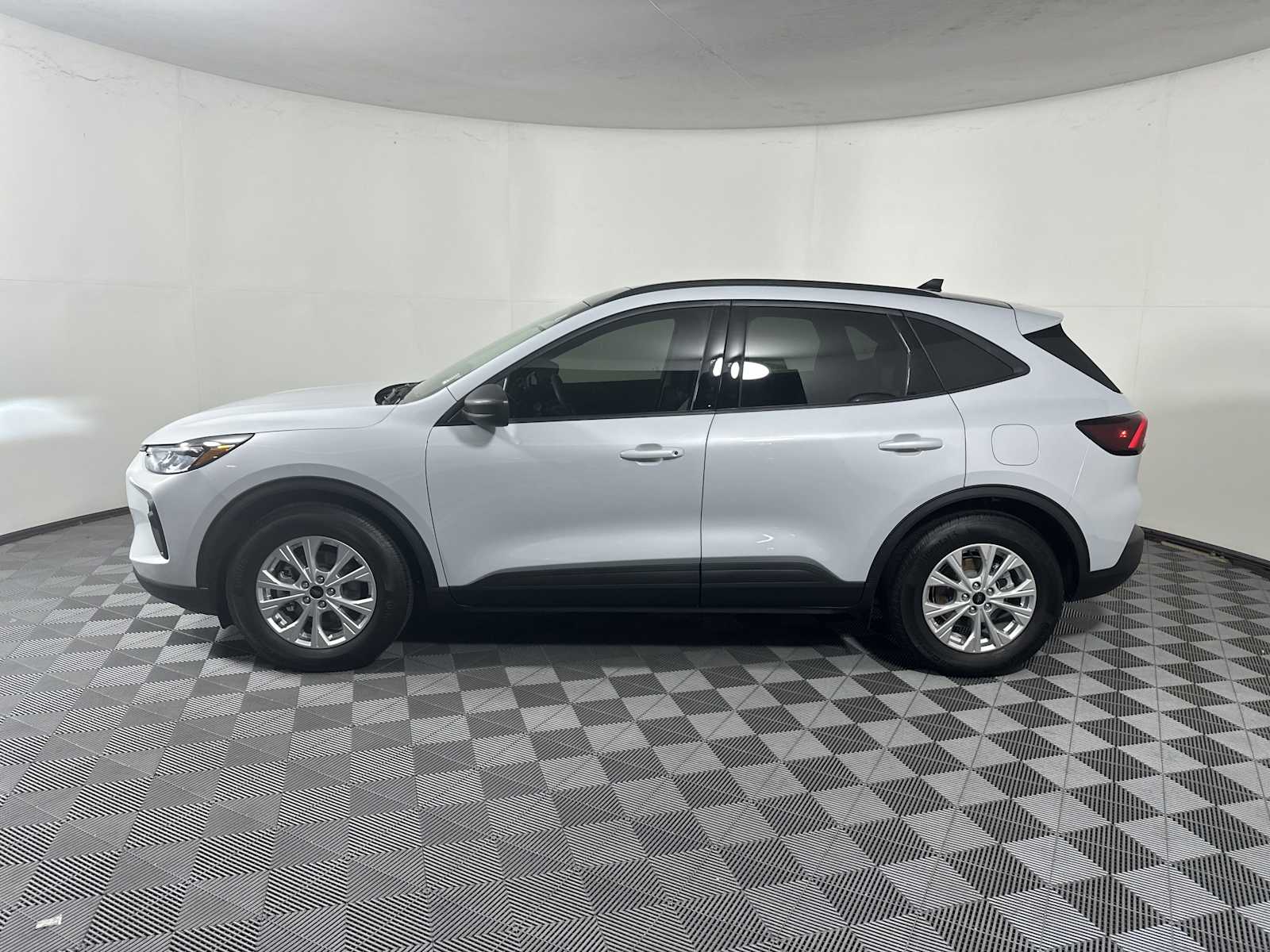 2025 Ford Escape Active photo 3