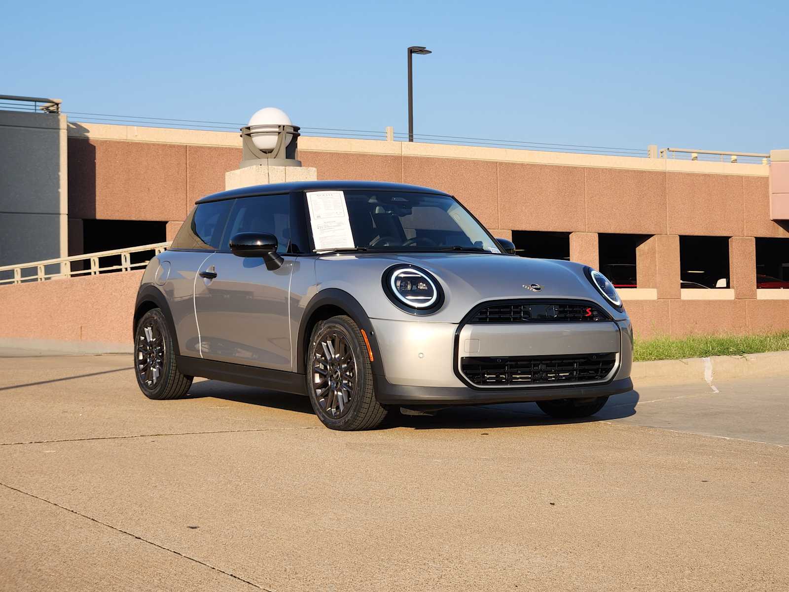 2025 Mini Cooper 2 Door Hardtop S photo 2